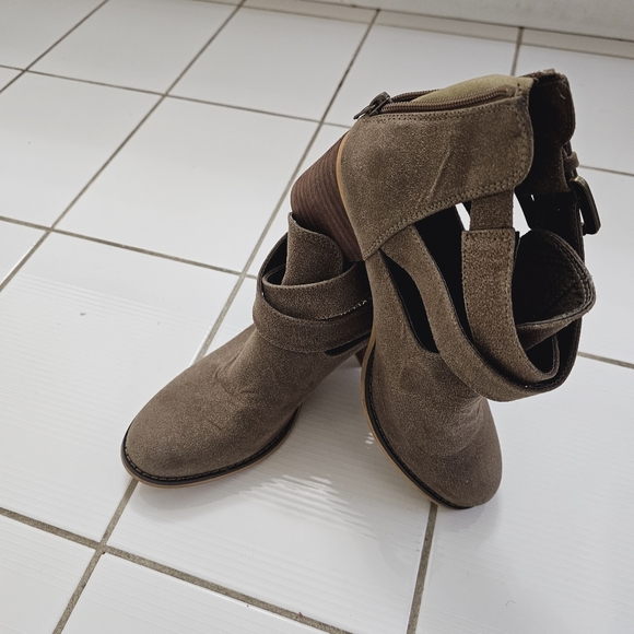 Harlow Suede Fall Ankle booties Green Sz US 9 - Picture 7 of 11